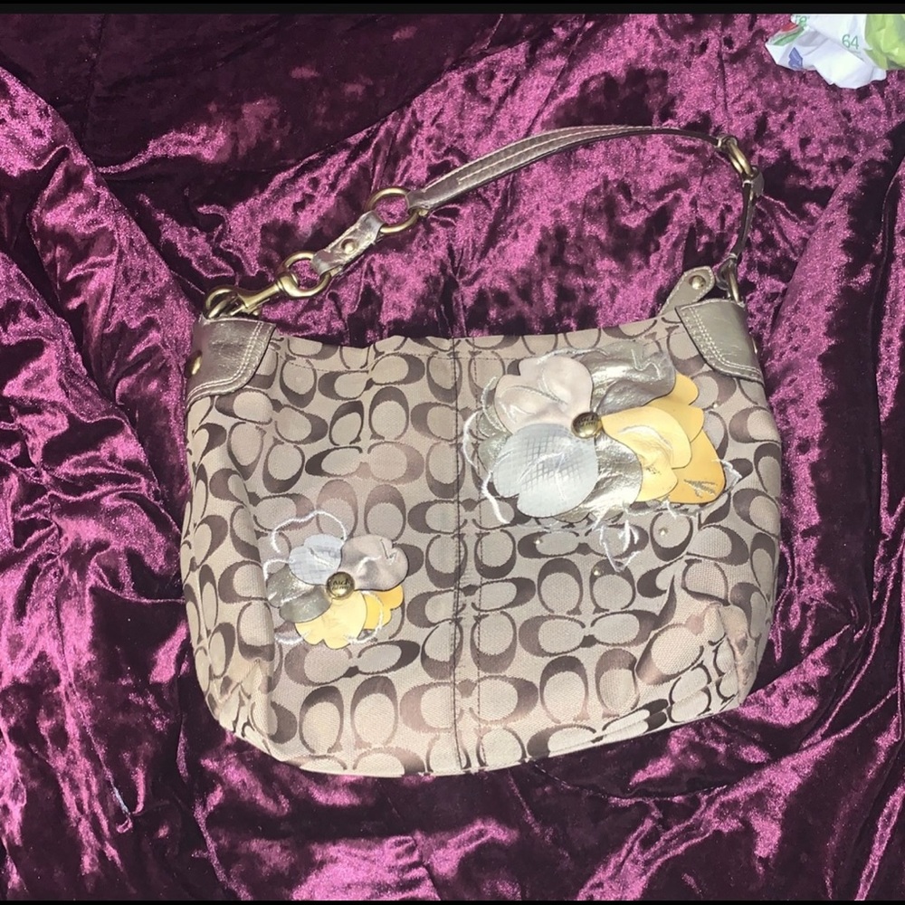 Coach shoulder bag